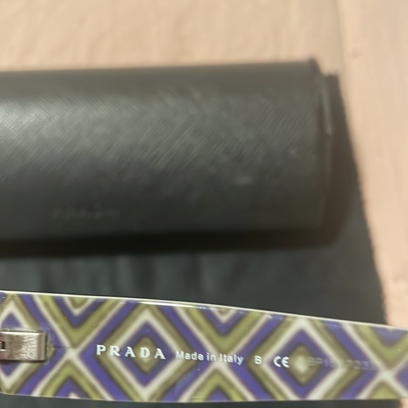 Prada eyeglasses - Picture 3 of 3